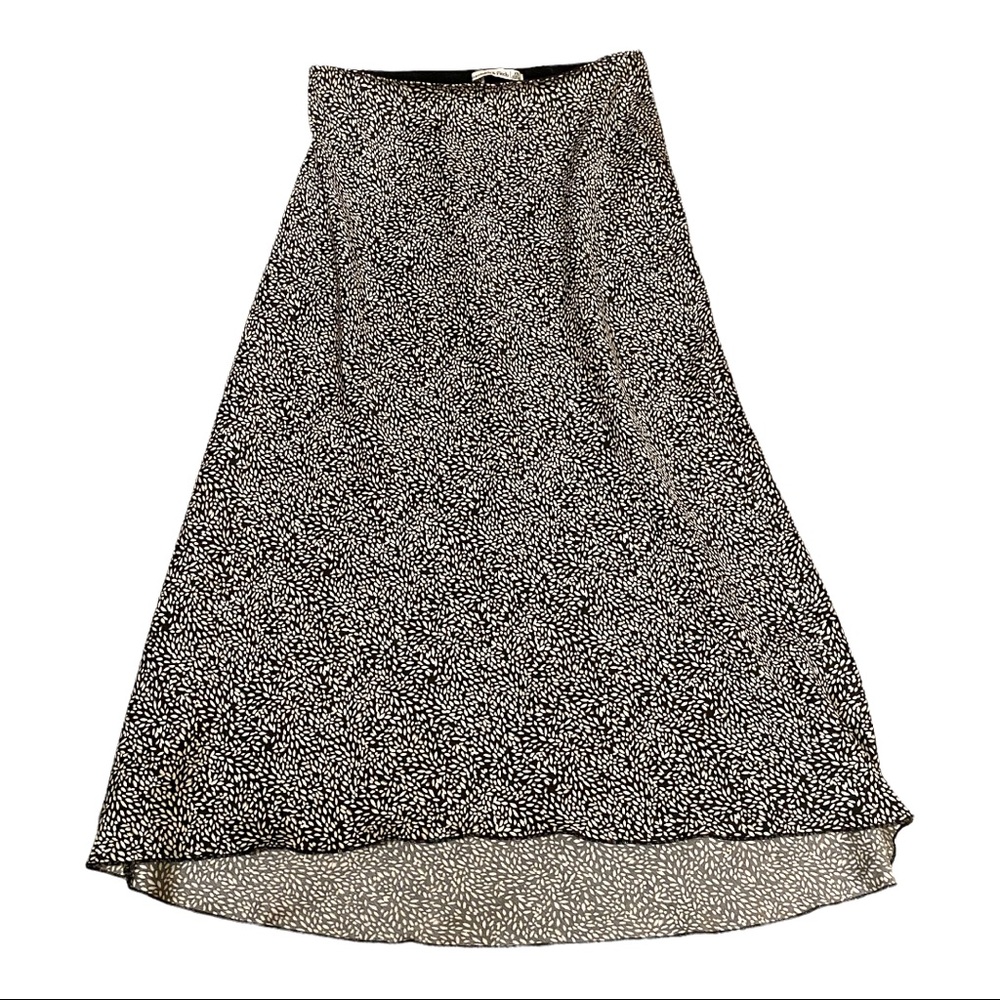 Abercrombie satin skirt with elastic waist band size XS